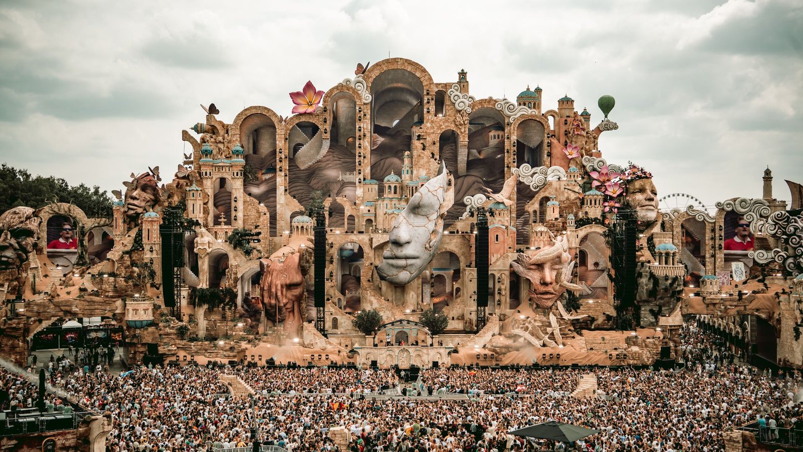 Scénographie festival : Scène de Tomorrowland